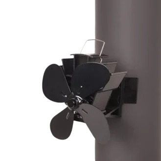 Černý čtyřlopatkový ventilátor s magnetickým uchycením na kouřovod