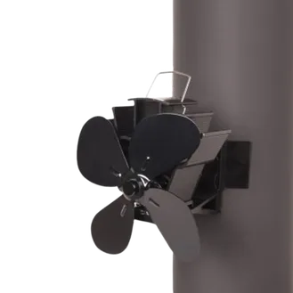 Černý čtyřlopatkový ventilátor s magnetickým uchycením na kouřovod